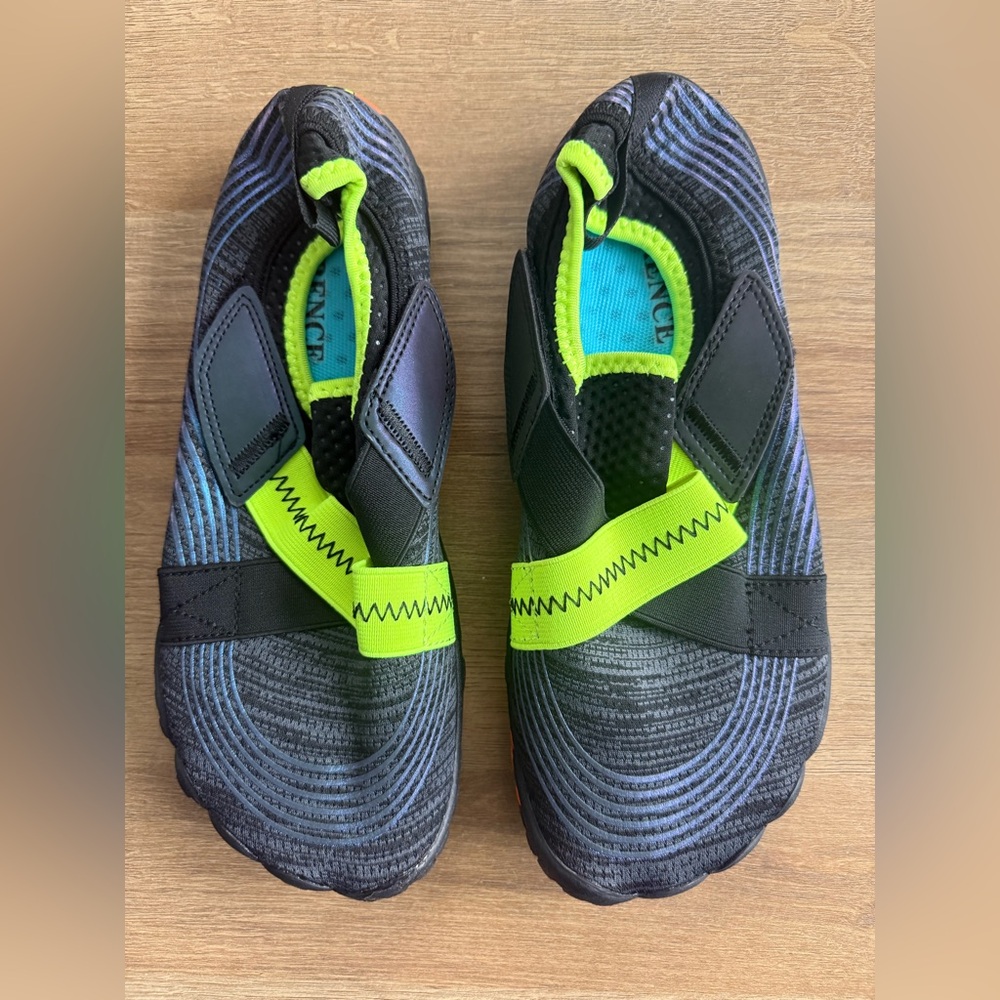CIOR Kids Water Shoes, Size Big Kid 6, NEVER WORN